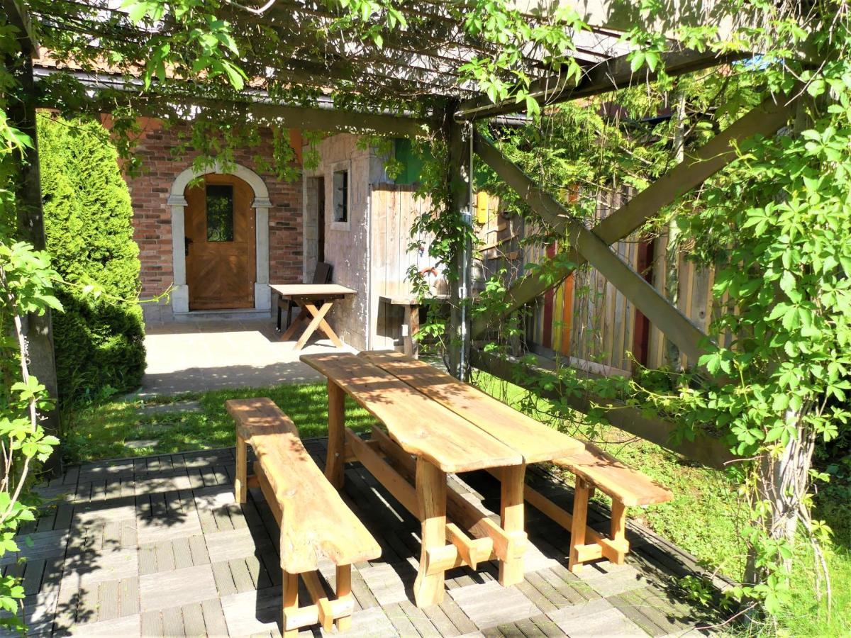 Pension Na Meji Pivka Exteriör bild