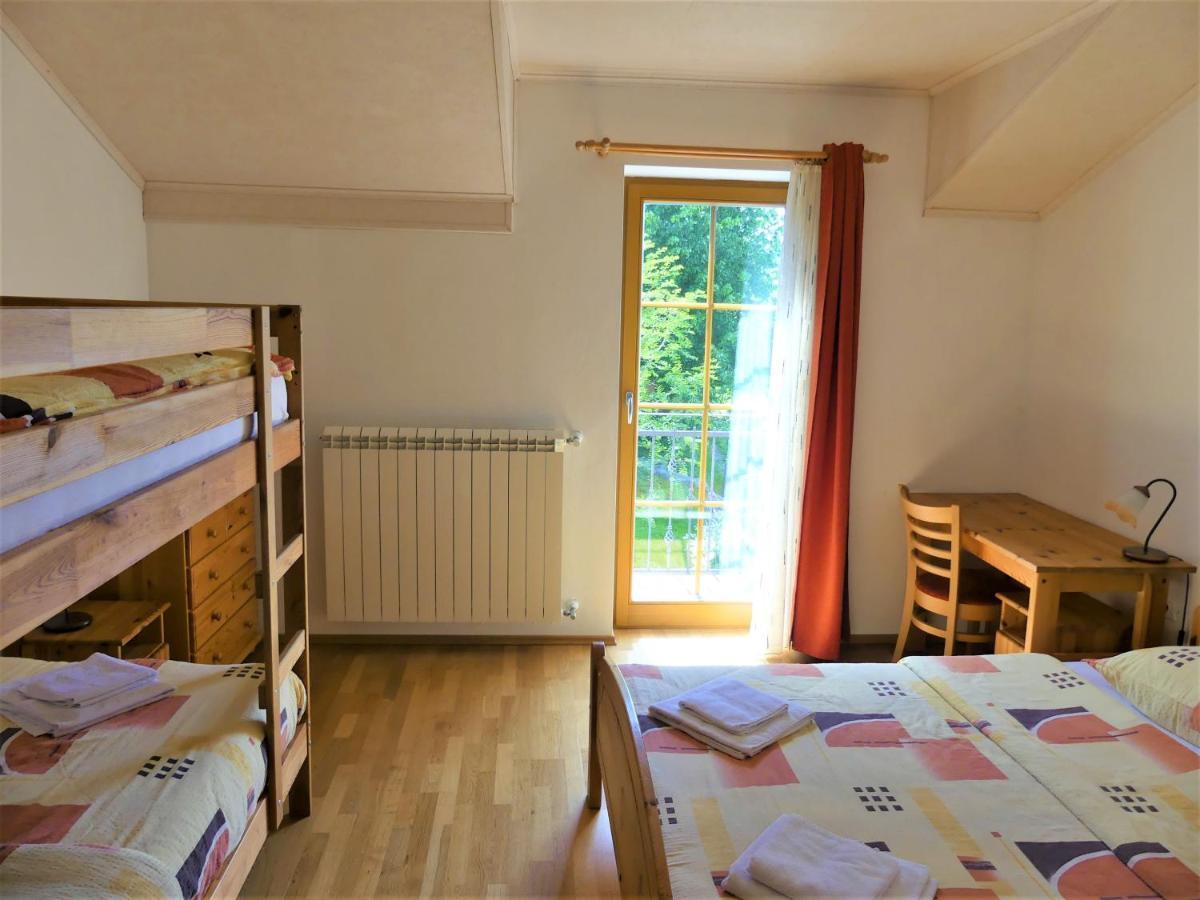 Pension Na Meji Pivka Exteriör bild
