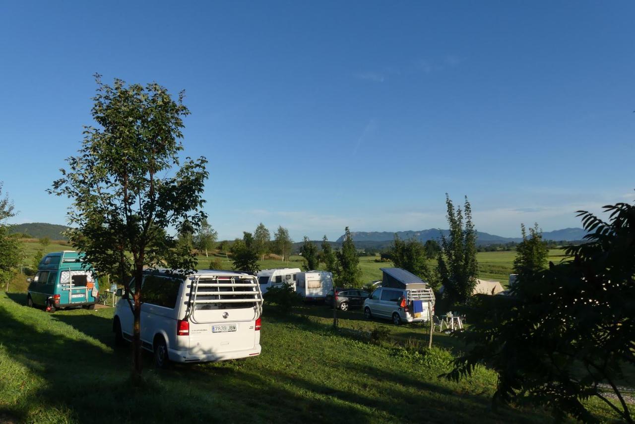 Pension Na Meji Pivka Exteriör bild